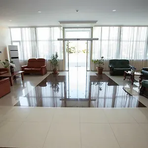 3* Hotel Ortachala Palace